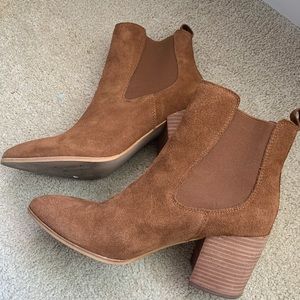 EUC Steve Madden the Addy Bootie size9